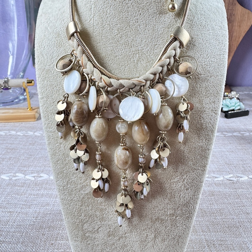 Chicos Elegant Gold and Cream Statement Necklace - Picture 5 of 13